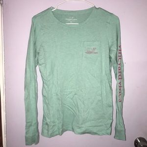 Blue vineyard vines top